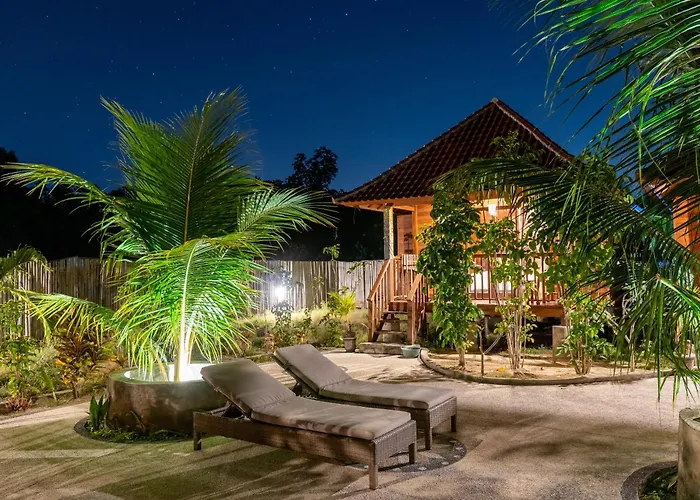 Mangrove Hut ゲストハウス レンボンガン島